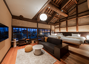 Guest rooms on 2nd floor are equipped with spacious high ceiling and high-tech bath system (RAKU-YU)