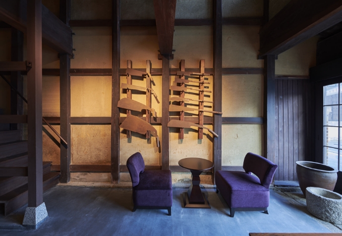 Staying at a traditional machiya hotel will lead you to a more special time…